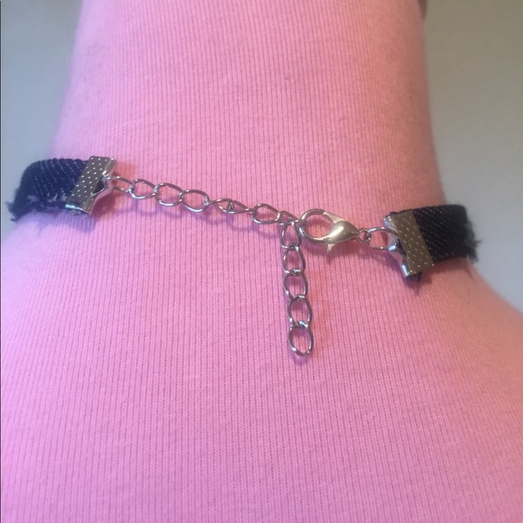 ⭐️ Awesome glitter Distressed dark denim choker ⭐️ - Picture 4 of 4